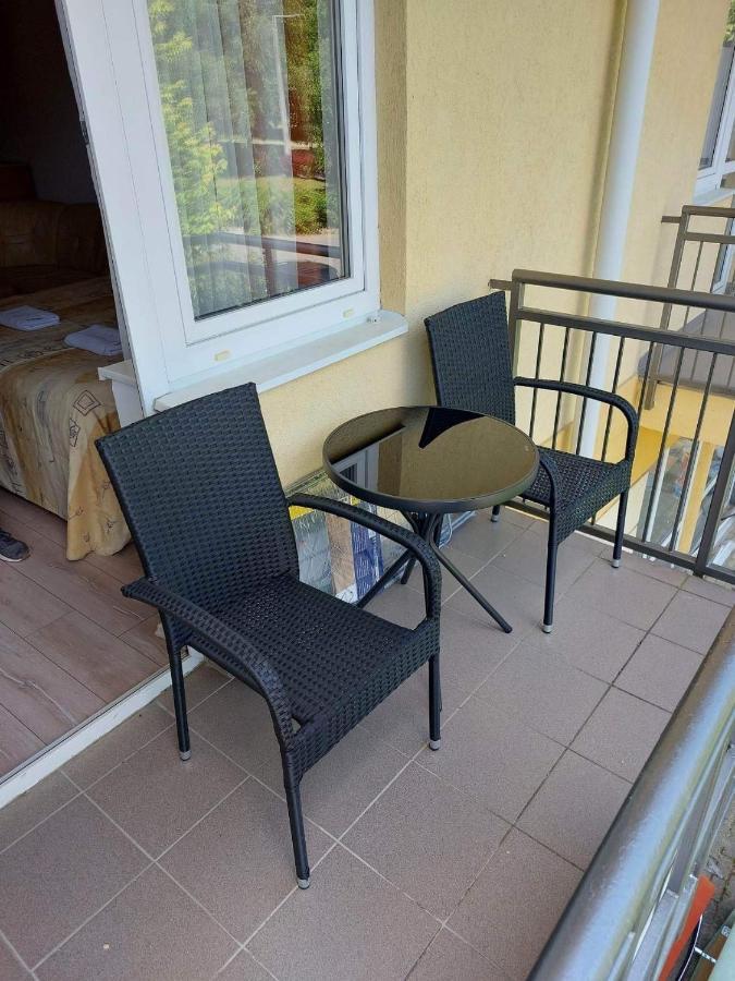 Aliz Apartman 佐洛卡罗斯 外观 照片