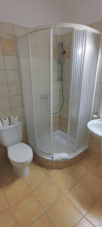 Aliz Apartman 佐洛卡罗斯 外观 照片